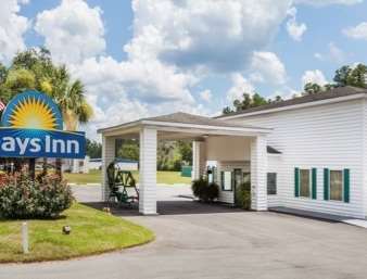 Days Inn By Wyndham Hampton Buitenkant foto